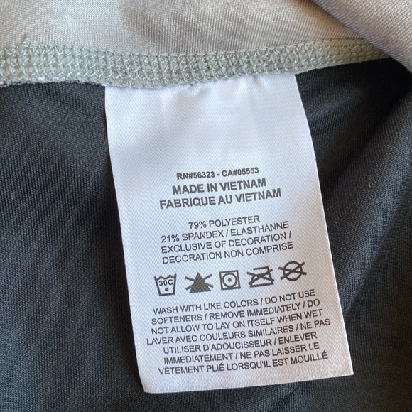 Nike One Icon Clash Cropped Legging - Picture 5 of 7